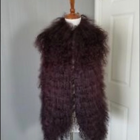 🔥BCBG MAXAZRIA RUNWAY Mongolian Fur Vest🔥 - Picture 3 of 8